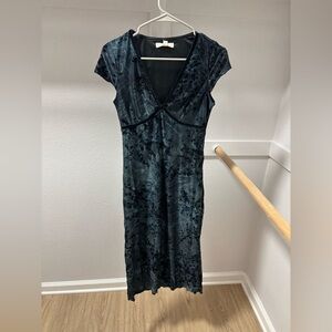 NWT Thirty Thirty Elegant emerald & black velvet floral burnout Dress- M